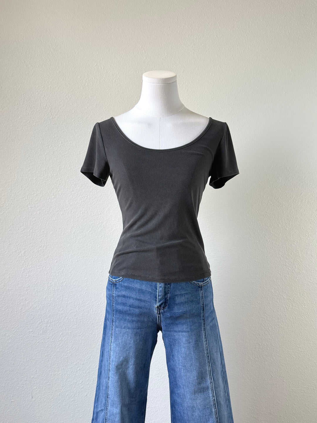 Cleo Scoop Neck Tee