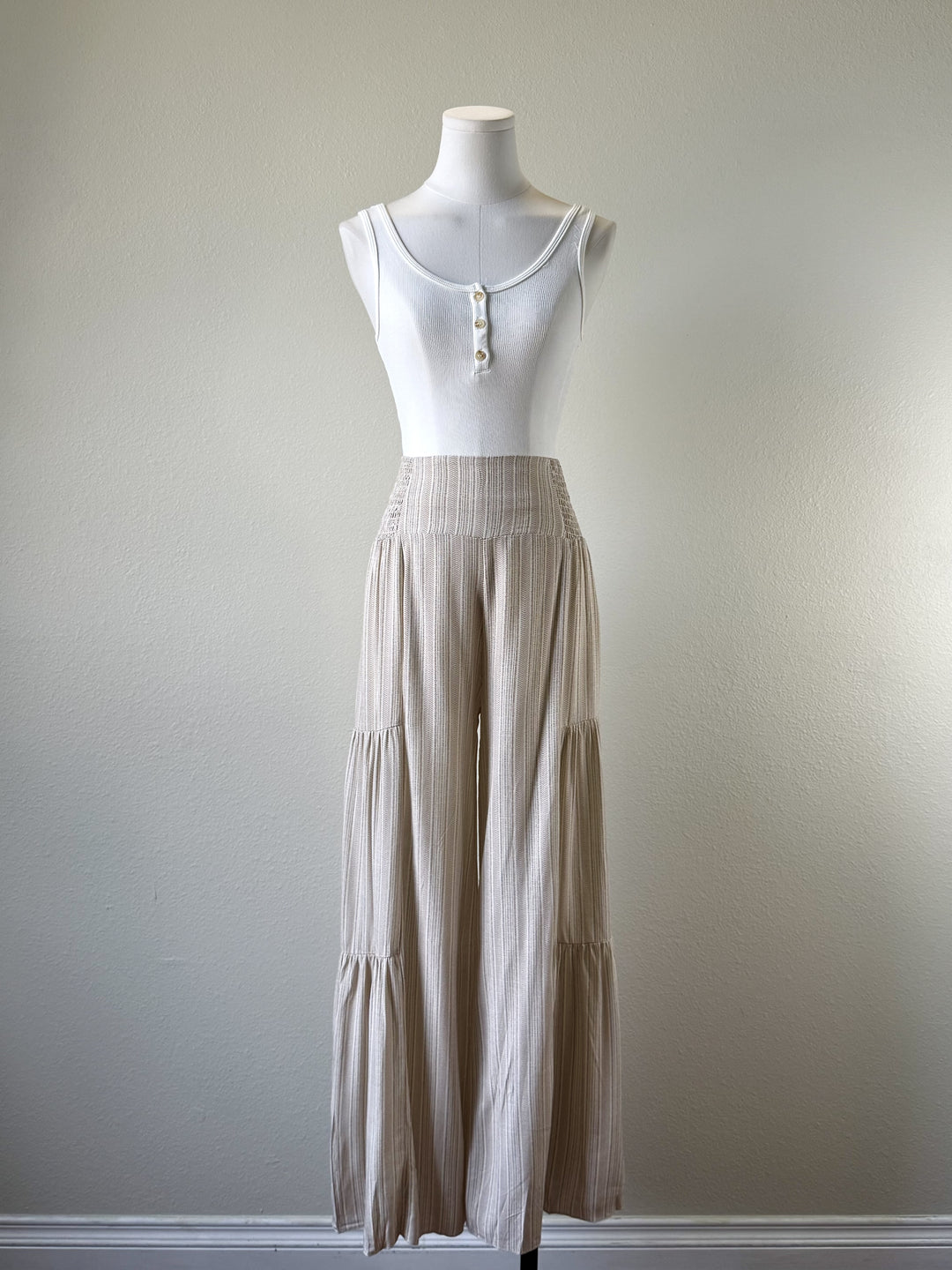 Dashes Tiered Pants
