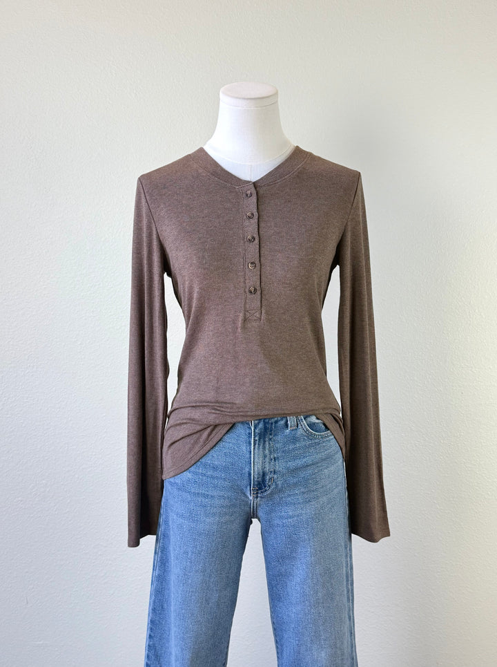 Jenavieve Longsleeve Henley