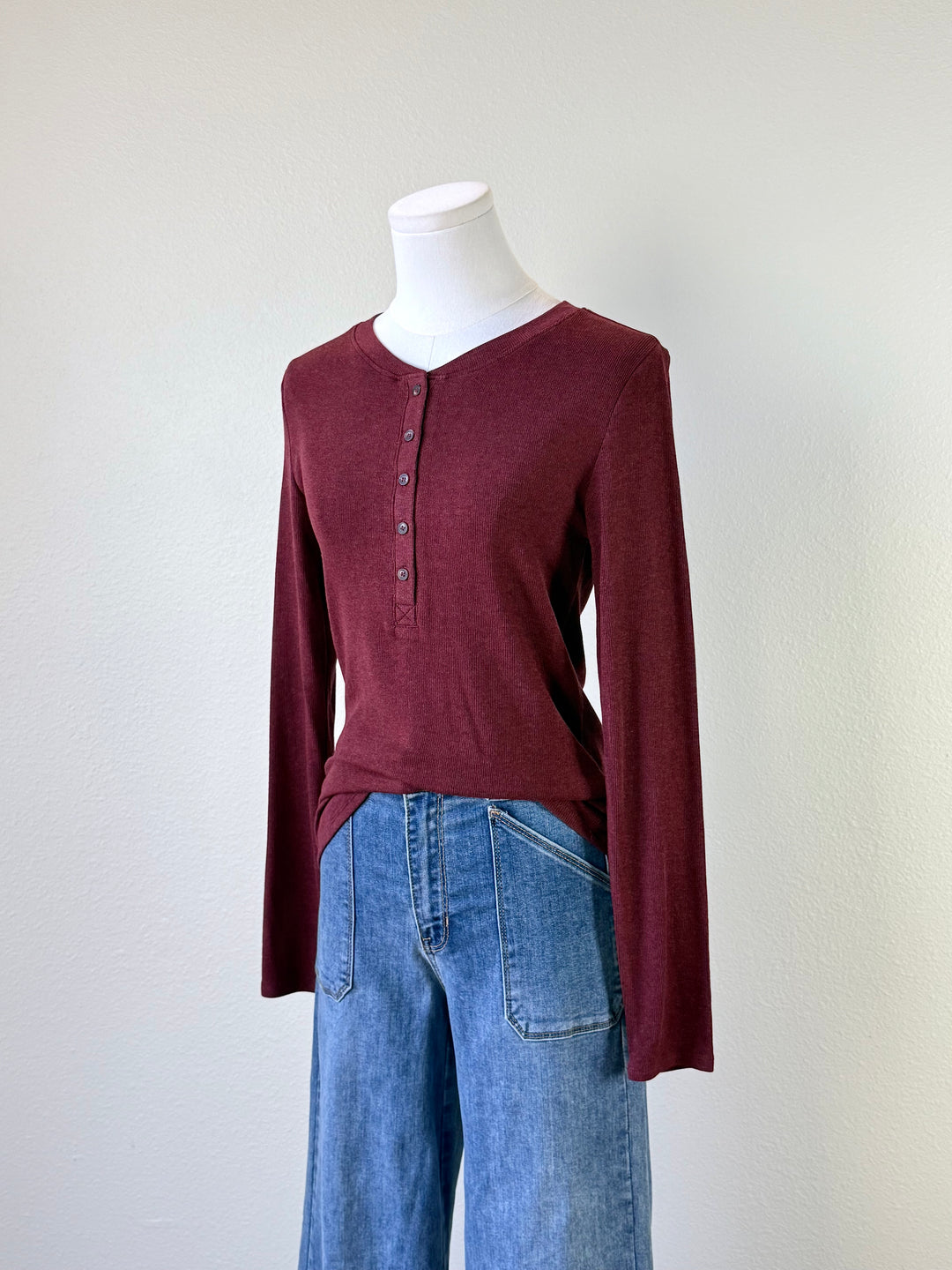 Jenavieve Longsleeve Henley