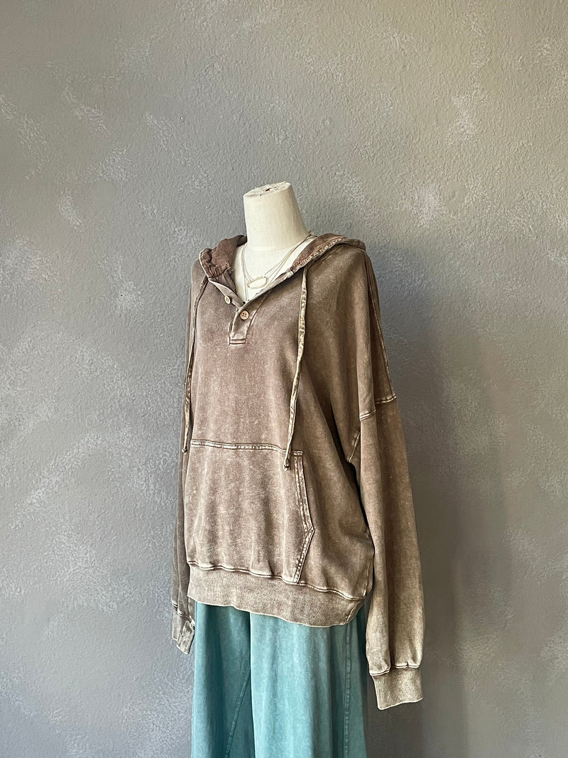 Marah Button Pullover