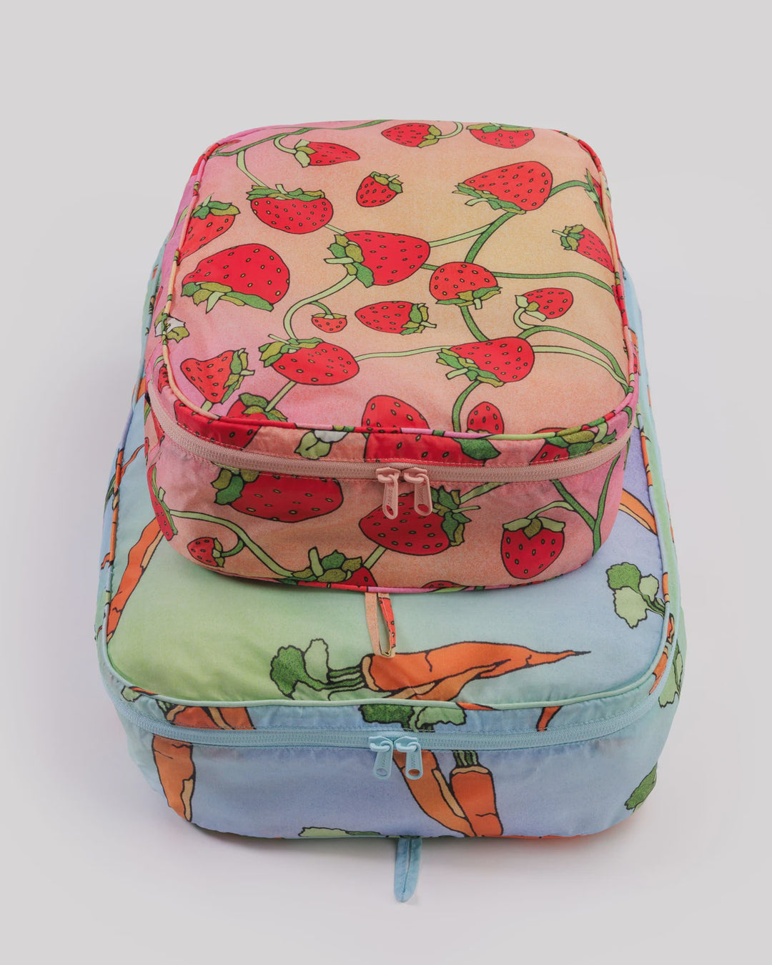 Carrots &amp; Berries Large Packing Cubes